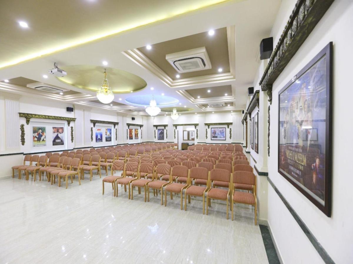 Cinemascope An Apart Hotel Chennai Eksteriør bilde