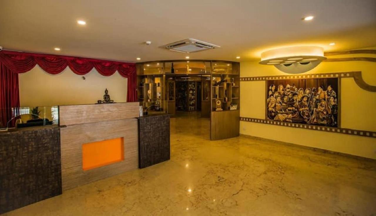 Cinemascope An Apart Hotel Chennai Eksteriør bilde