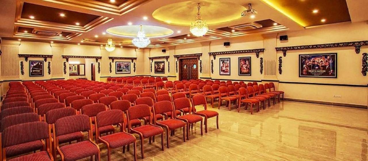 Cinemascope An Apart Hotel Chennai Eksteriør bilde