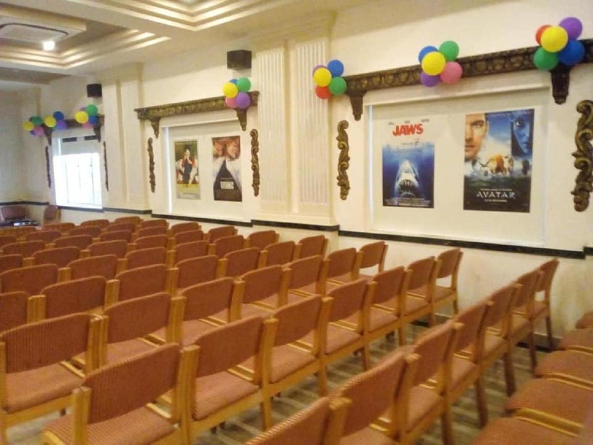 Cinemascope An Apart Hotel Chennai Eksteriør bilde